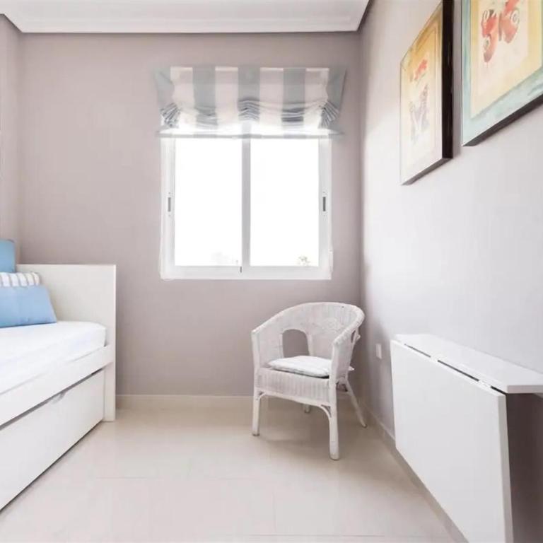 Denia Living - Two-Bedroom Deluxe Apartment with Ocean View - 14