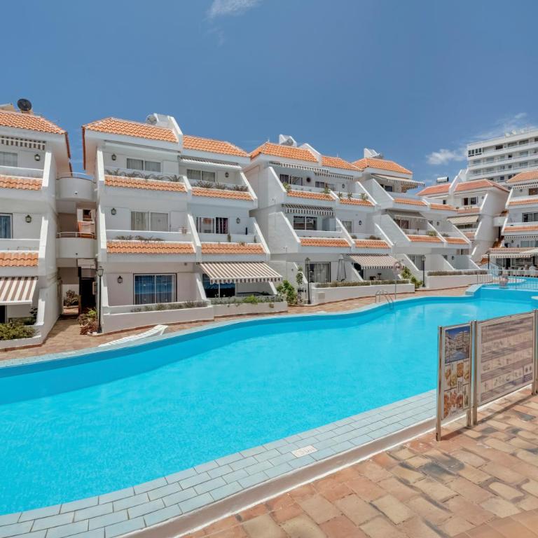 Las Floritas 2 - Apartamento Superior con vistas a la ciudad - 25