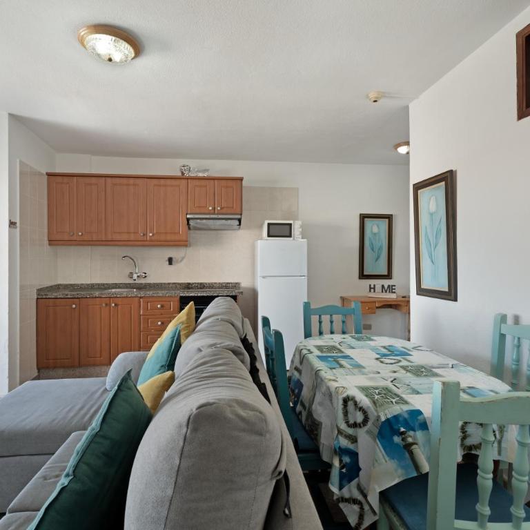 Las Floritas 2 - Apartamento Superior con vistas a la ciudad - 7
