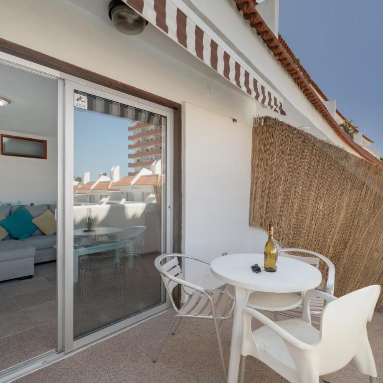 Las Floritas 2 - Apartamento Superior con vistas a la ciudad - 20