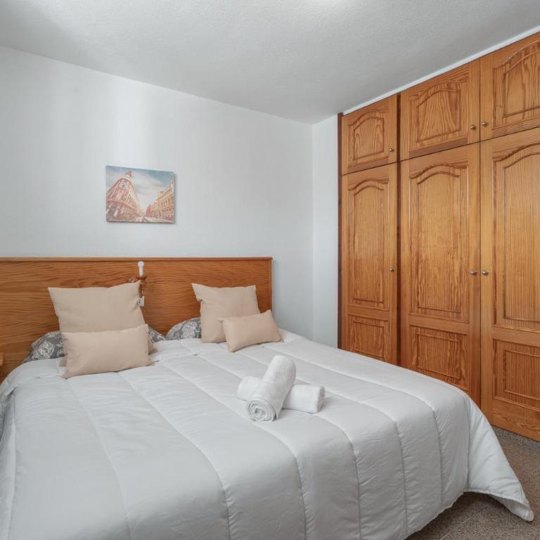 Las Floritas 2 - Apartamento Superior con vistas a la ciudad - 13