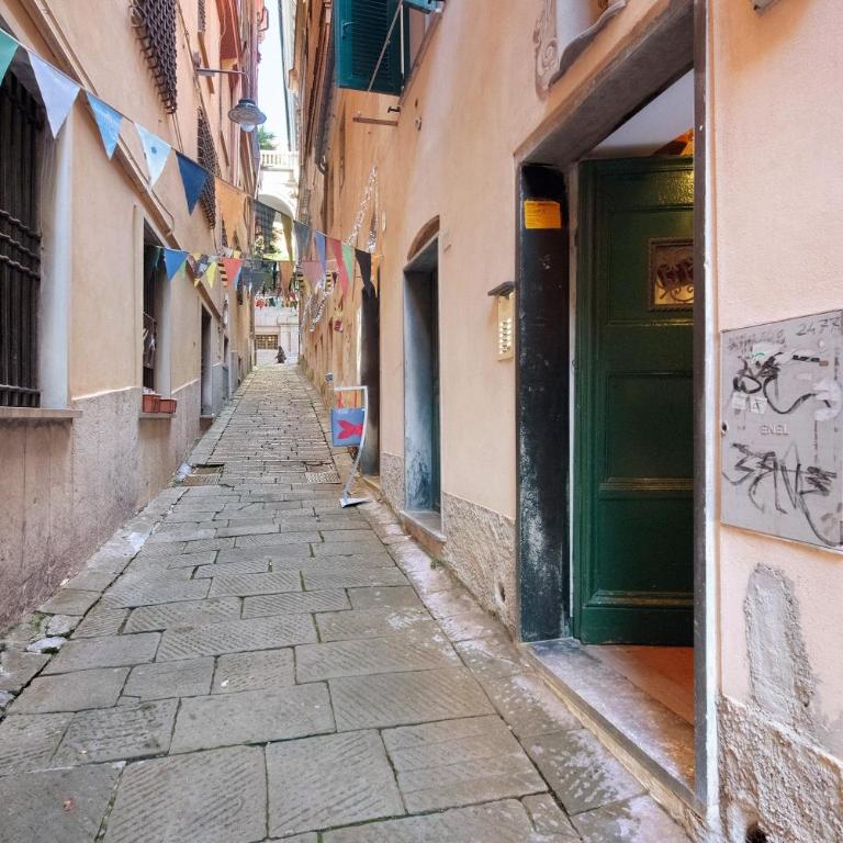 Flat in the heart of the center - Appartamento con doccia - 17