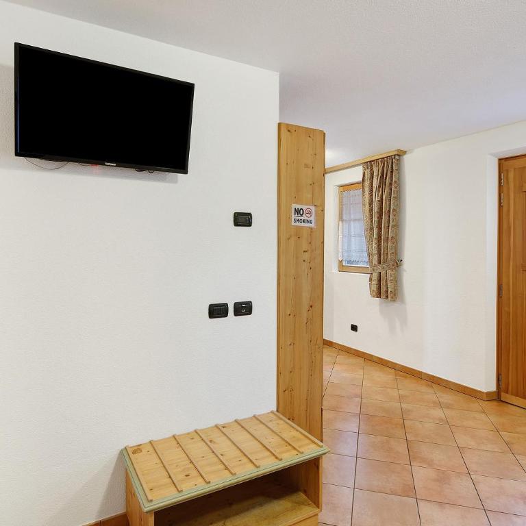 La Coccinella Livigno - One-Bedroom Chalet - 2