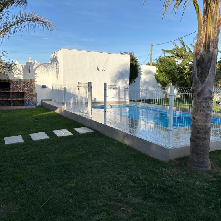 La Casita de la Florida - Habitación Cuádruple - vistas al jardín - 27