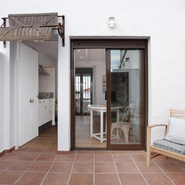 Estudio Clara 1 - Habitación Doble con balcón - 7