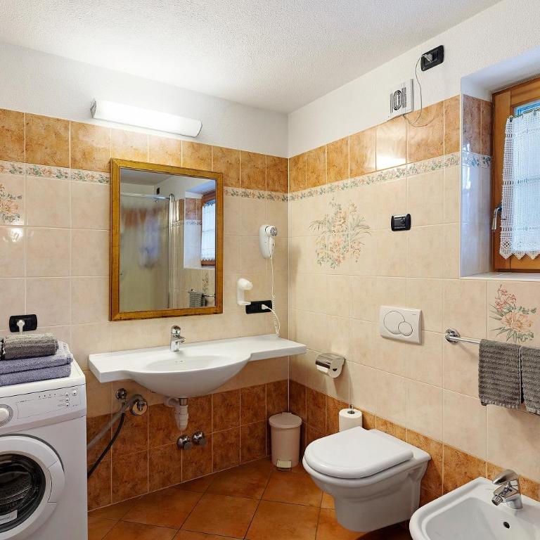 La Coccinella Livigno - One-Bedroom Chalet - 11