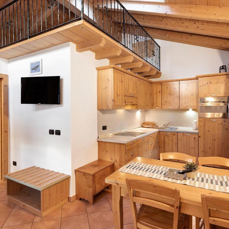 La Coccinella Livigno - One-Bedroom Chalet - 2