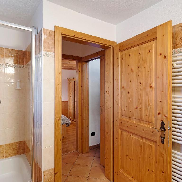 La Coccinella Livigno - One-Bedroom Chalet - 15