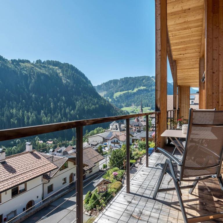 Vista Dolomites Apartment Liberty - Appartamento Superior con 1 Camera da Letto e Balcone - 3