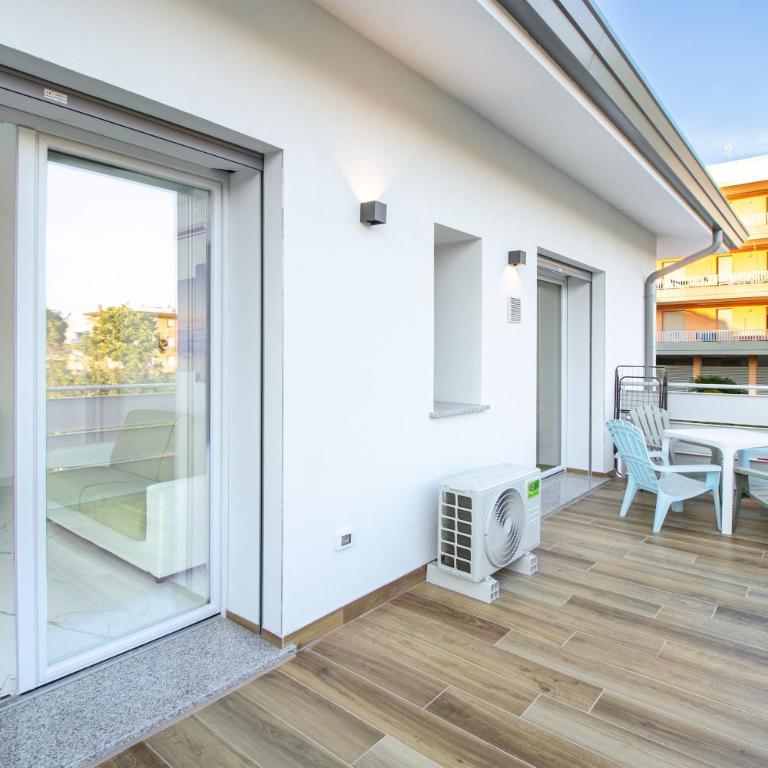 Villa Teresa - Superior One-Bedroom Apartment with Balcony - 2