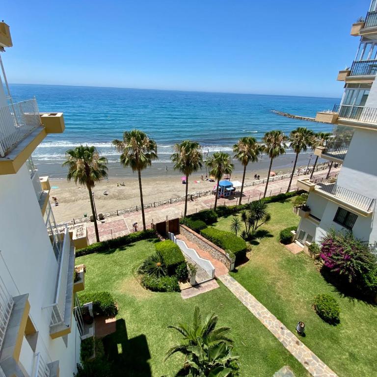 Apartment Overlooking the Beach - Apartamento Deluxe de 2 dormitorios con vistas al mar - 1