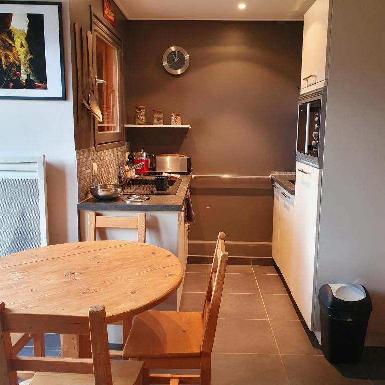 Small Cozy Nest In Morillon - Appartement 1 Chambre Supérieur avec Balcon - 22