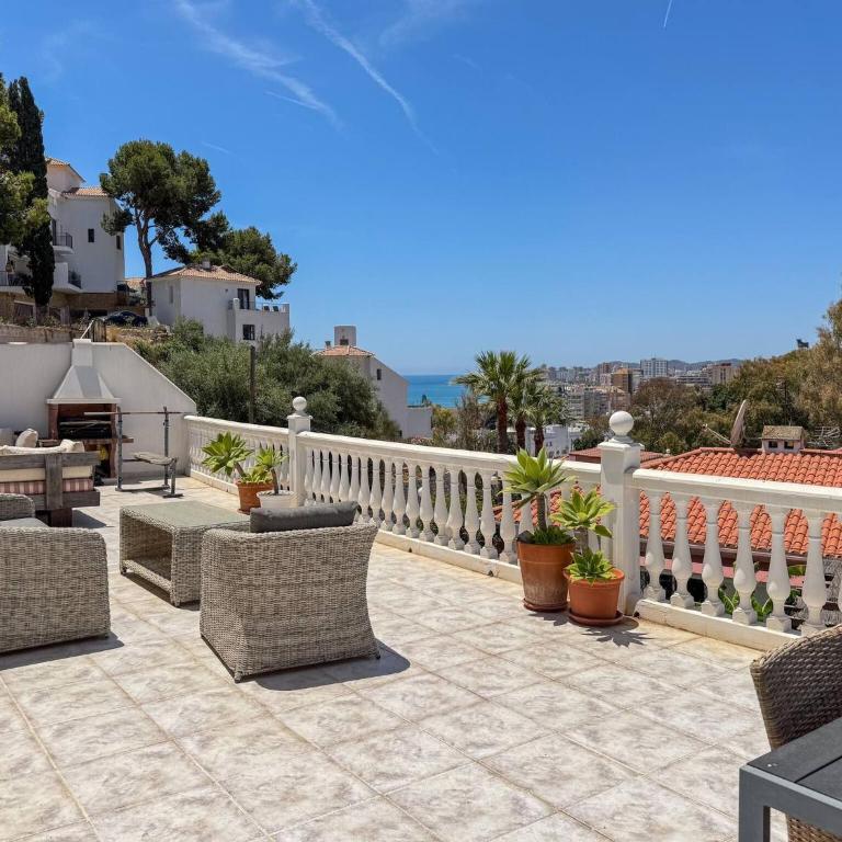 Seaview Villa in Fuengirola, Pool, Sleeps 16 - Casa - 6