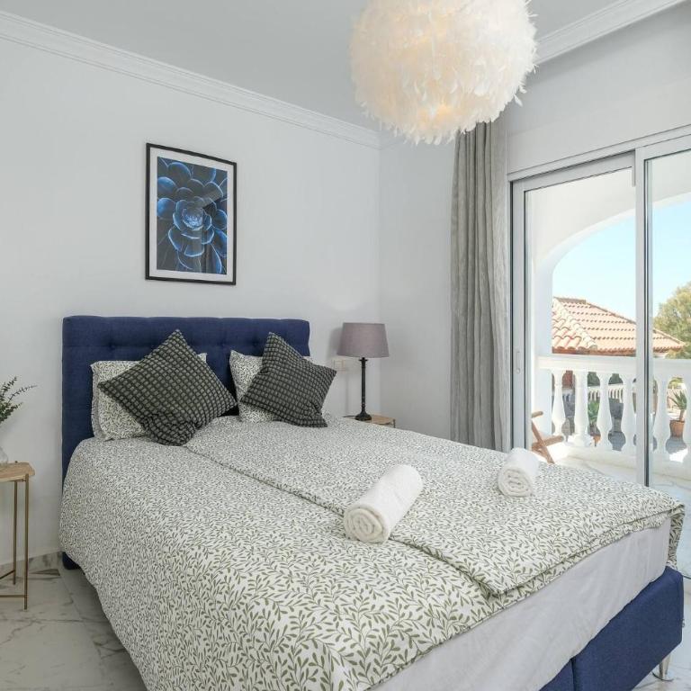Seaview Villa in Fuengirola, Pool, Sleeps 16 - Casa - 11