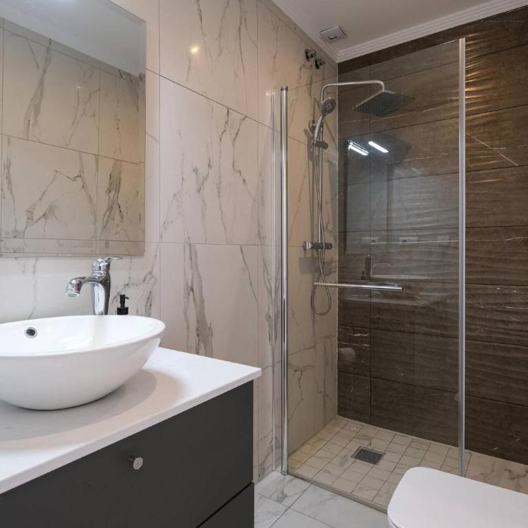 Seaview Villa in Fuengirola, Pool, Sleeps 16 - Casa - 18