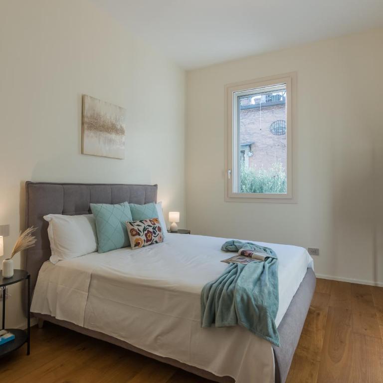 StayEasy Smart Home with 3 Bedrooms, 2 Baths - City Center - Appartamento Superior con 3 Camere da Letto - 3