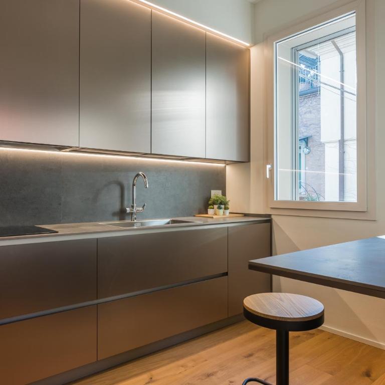 StayEasy Smart Home with 3 Bedrooms, 2 Baths - City Center - Appartamento Superior con 3 Camere da Letto - 14