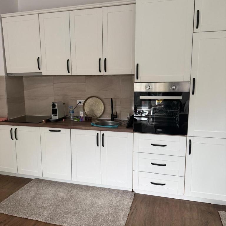 Brillex Swiss Residence - Two-Bedroom Apartment with Sea View - 11