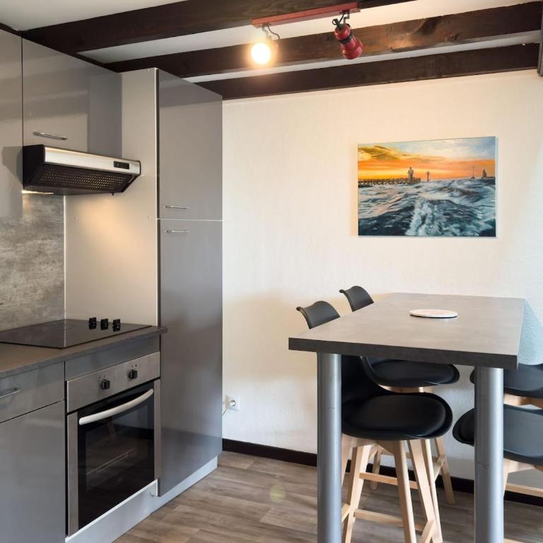 La Lorada - à 2min du port - Two-Bedroom House - 8