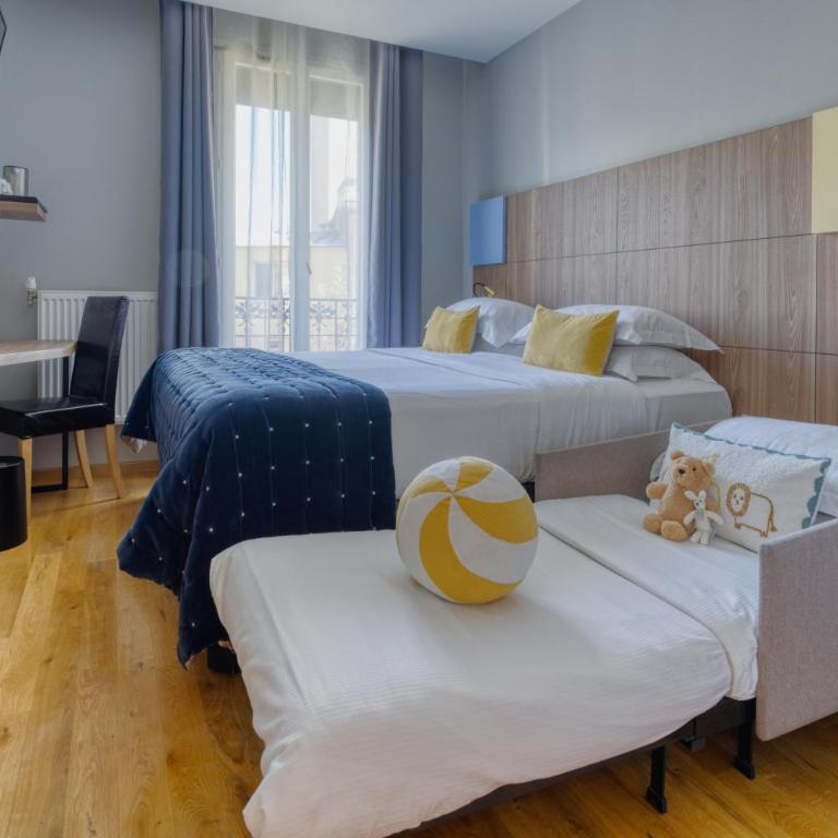 Hôtel de Bellevue Paris Gare du Nord - Double Room Sofa Bed - 2