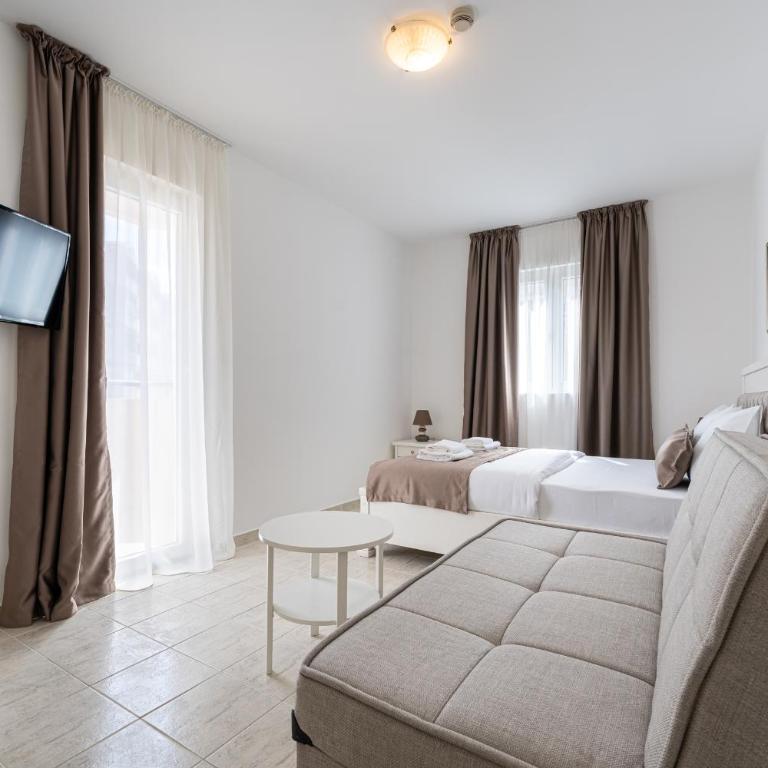 Hotel Podostrog - New Comfort 2026 - Deluks Porodična Soba - 4