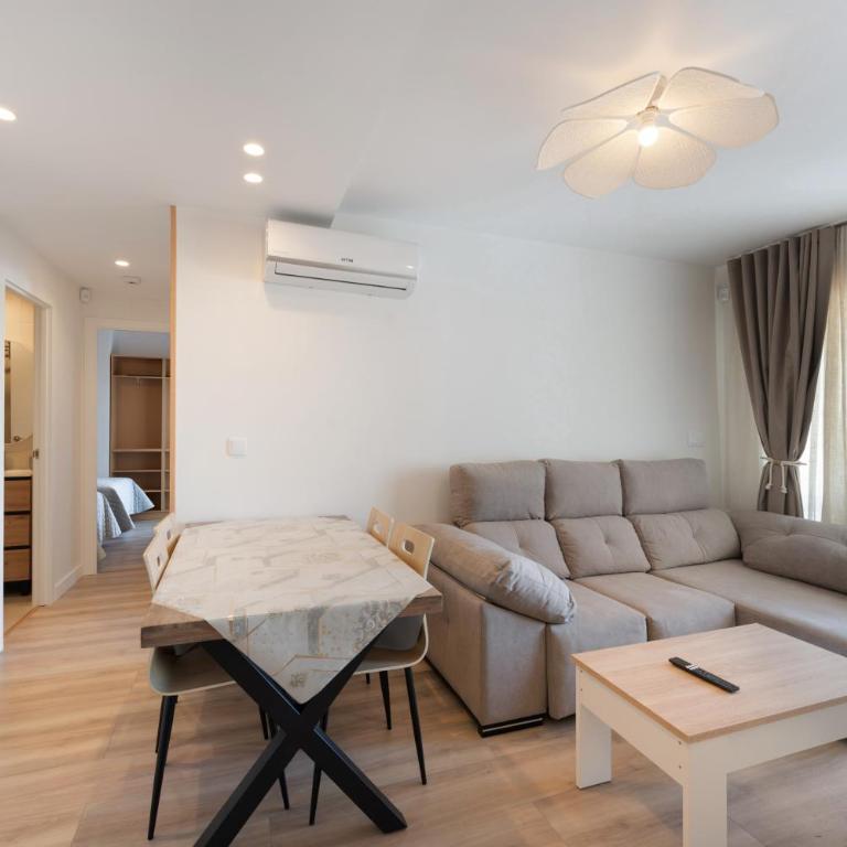 Apartamento en Benalmadena 402 - Apartamento Deluxe de 2 dormitorios con vistas al mar - 16