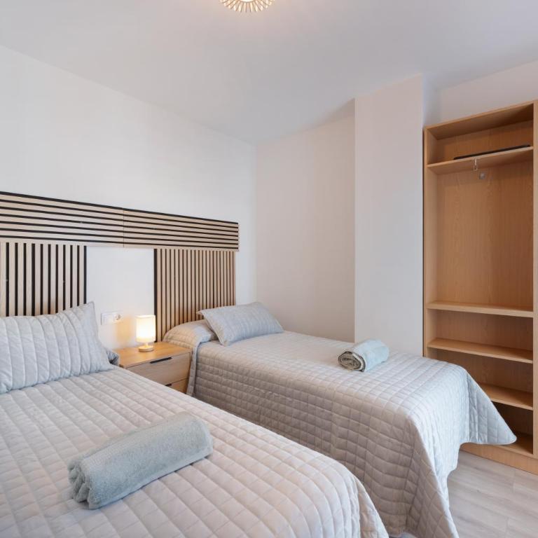 Apartamento en Benalmadena 402 - Apartamento Deluxe de 2 dormitorios con vistas al mar - 12