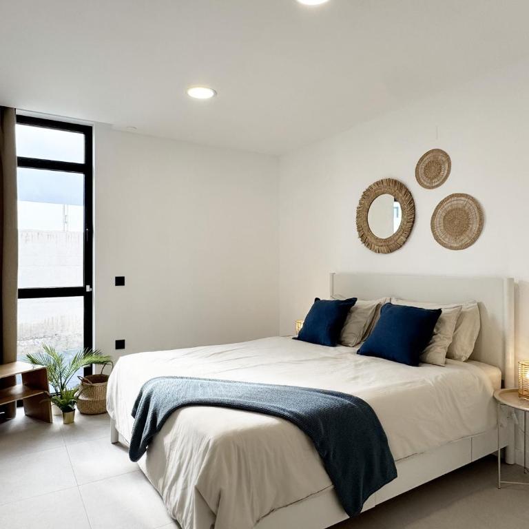 LEA LUXURY GOLF HOUSE - Three-Bedroom Home - 11