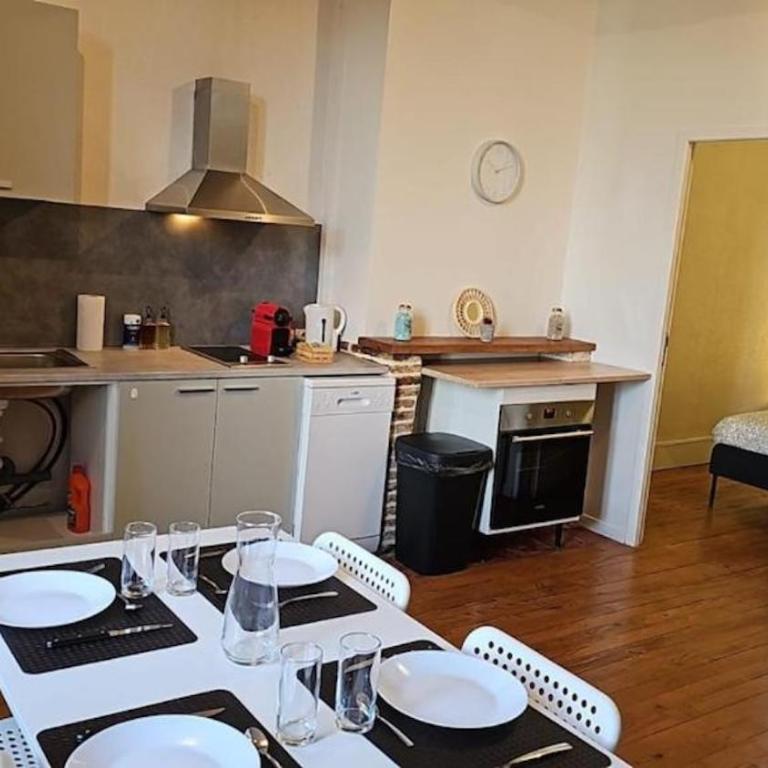 L'étage de l'Aristide proche gare parking facile - Appartement 1 Chambre - 11