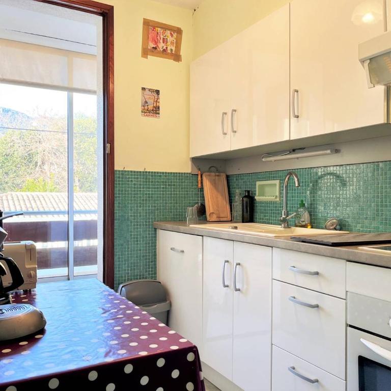 CE140-003 Appartement 2 pièces 5 couchages LE LAVANDOU - Apartamento de 1 dormitorio - 10