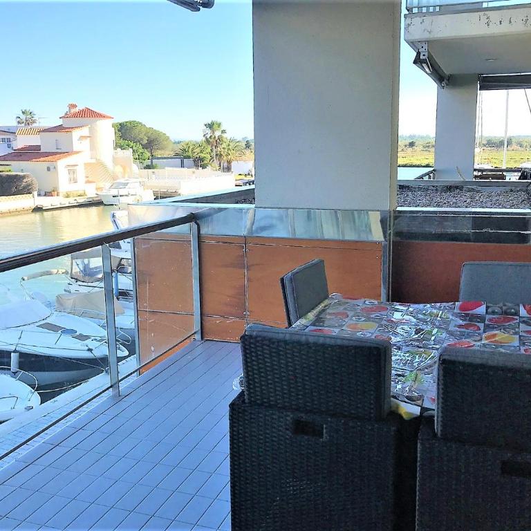 Global Immo 3352 PORT GRAN - Two-Bedroom Apartment - 12