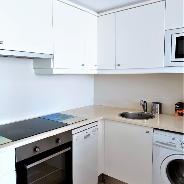Global Immo 3352 PORT GRAN - Two-Bedroom Apartment - 15