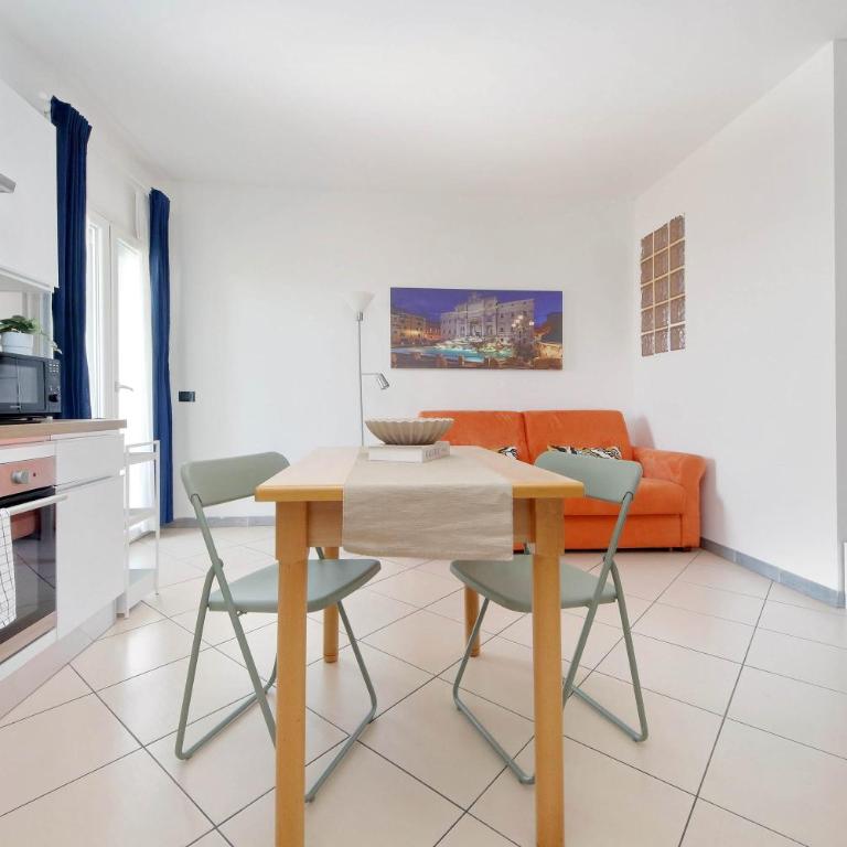 TRILOCALE LUMINOSO 6 posti letto Fiumicino APT a 5 min - One-Bedroom Apartment - 75