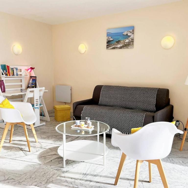 CE140-004 Appartement 2 pièces 5 couchages LE LAVANDOU - Appartement 1 Chambre - 4