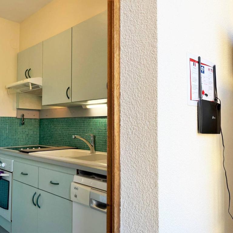 CE140-004 Appartement 2 pièces 5 couchages LE LAVANDOU - Appartement 1 Chambre - 12