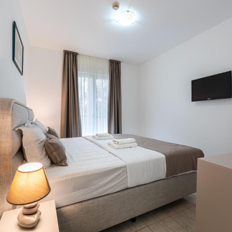Hotel Podostrog - New Comfort 2026 - Dvokrevetna Soba sa Bračnim Krevetom - 5