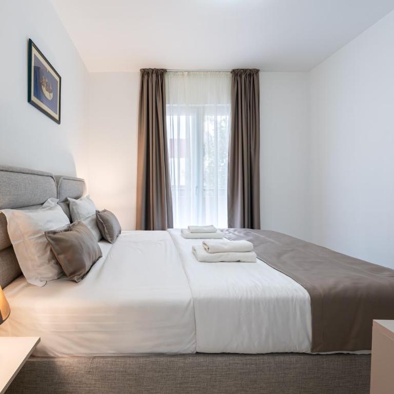 Hotel Podostrog - New Comfort 2026 - Dvokrevetna Soba sa Bračnim Krevetom - 2