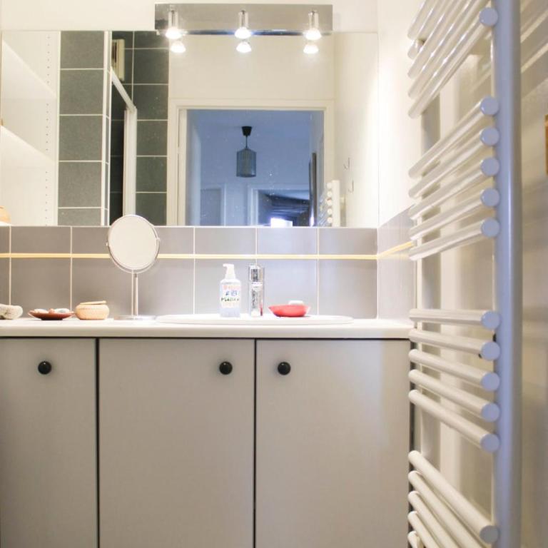 Appart 86m avec balcons parking au calme - Appartement - 20