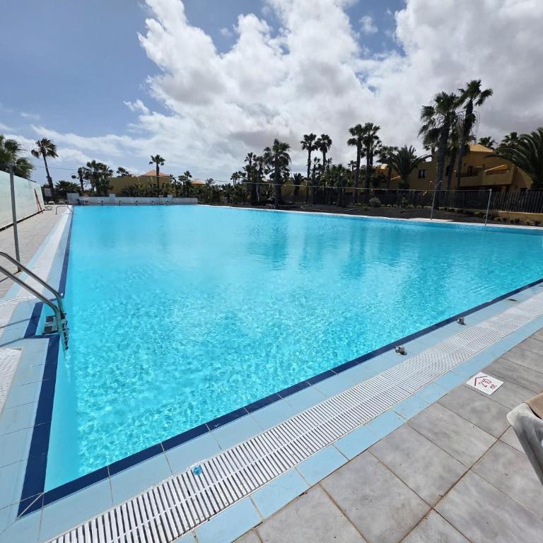 Golden Dream, Swimming Pool and parking - One-Bedroom House - 3
