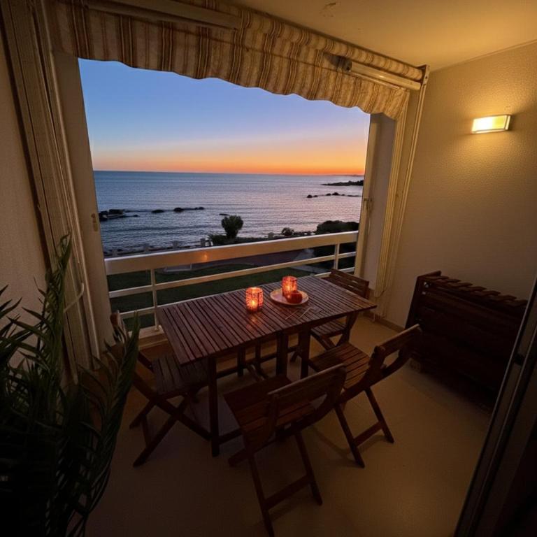 Dreamy Sea View - Direct Beach Access - Parking - Two-Bedroom Apartment - 20