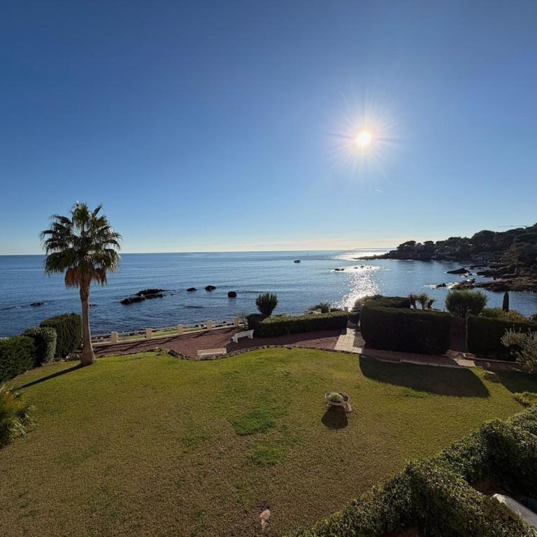 Dreamy Sea View - Direct Beach Access - Parking - Two-Bedroom Apartment - 18