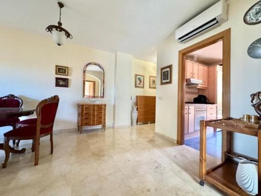 Views, Location and Peace - Apartamento de 2 dormitorios - 10
