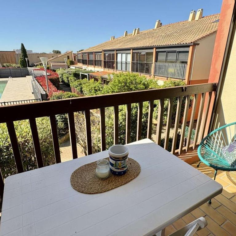 Studio cosy avec clim, piscine, plage du Grazel à 300m - GN020-210 - Appartement - 1