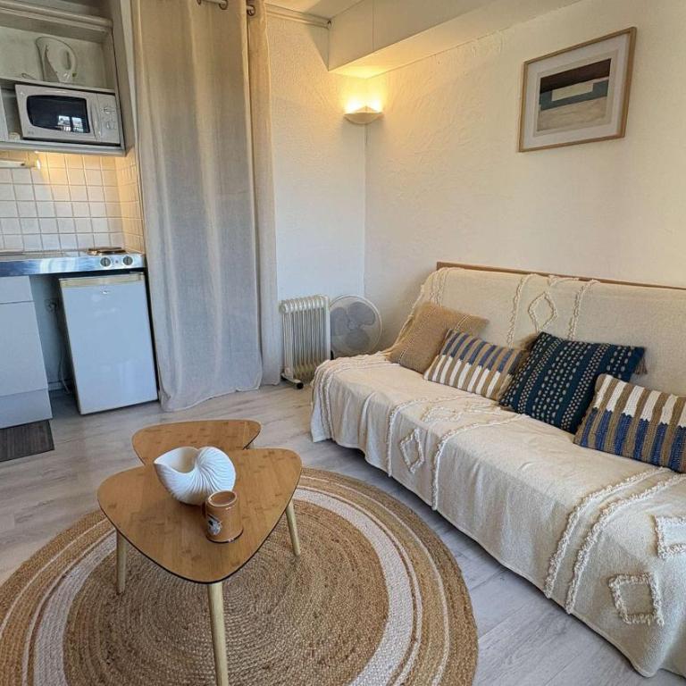 Studio cosy avec clim, piscine, plage du Grazel à 300m - GN020-210 - Appartement - 4