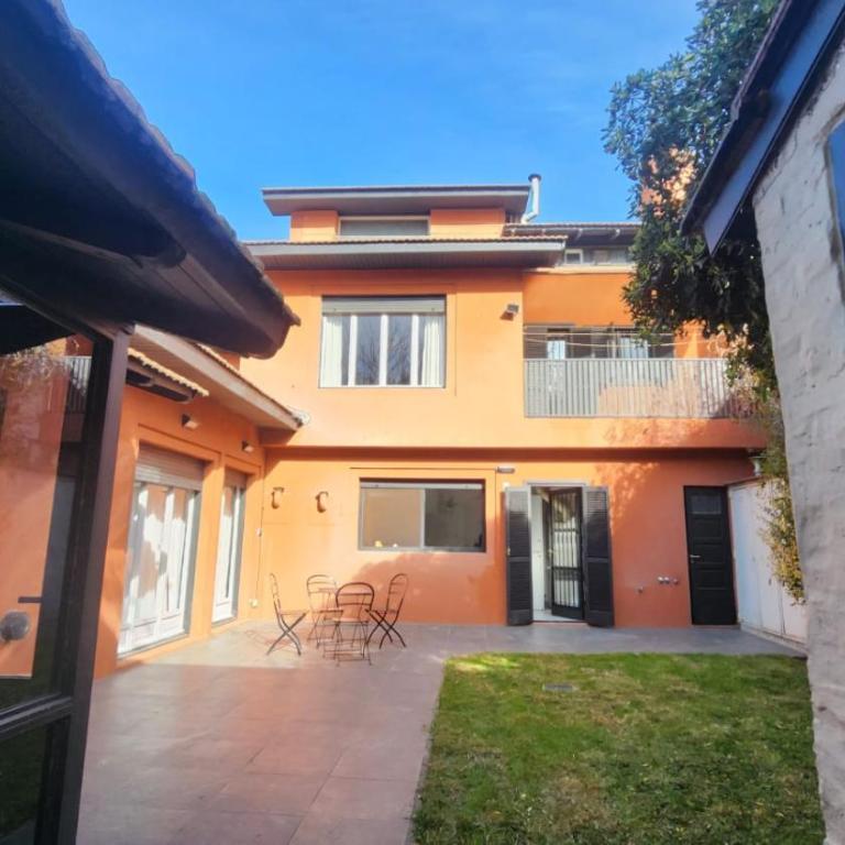 Casona en pleno Centro - Casa de 4 dormitorios - 46