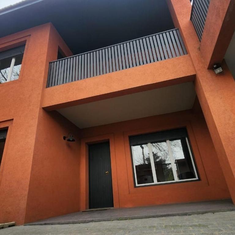 Casona en pleno Centro - Casa de 4 dormitorios - 60