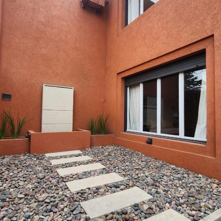 Casona en pleno Centro - Casa de 4 dormitorios - 69