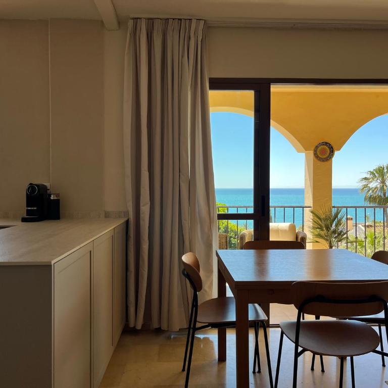 El Océano Infinity - seaview suite, private tunnel access to beach - Apartamento de 2 dormitorios - 16