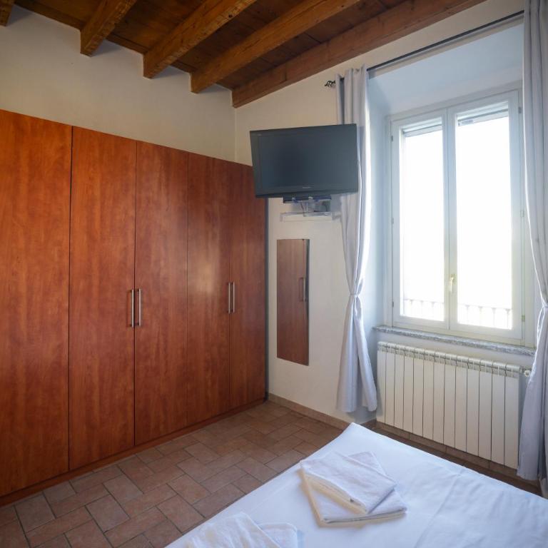 Bilocale Vista Naviglio Luminoso e Tranquillo - Appartamento con 2 Camere da Letto - 9