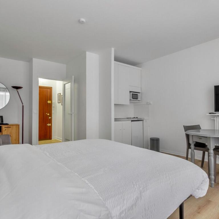 WeHost - Luxe et confort : studio façon chambre d'hôtel - Appartement - 8
